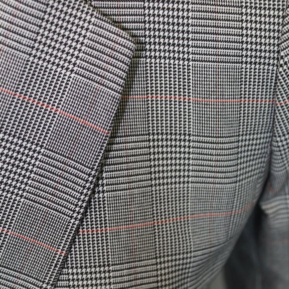 (NWT)Talbots Classic Plaid Blazer, Grey with Red & Black Strips, 4P - Picture 4 of 11